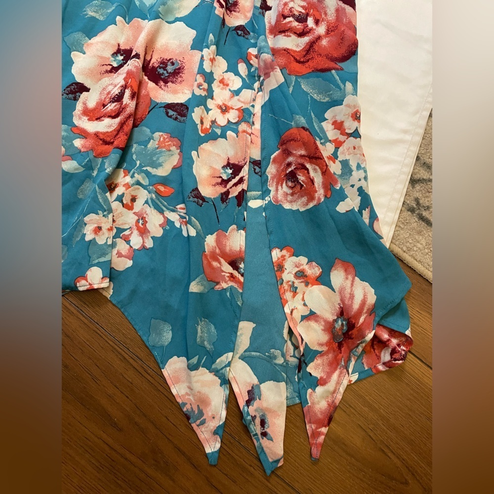 Inspired Hearts size large blue floral midi dresss - Picture 5 of 9